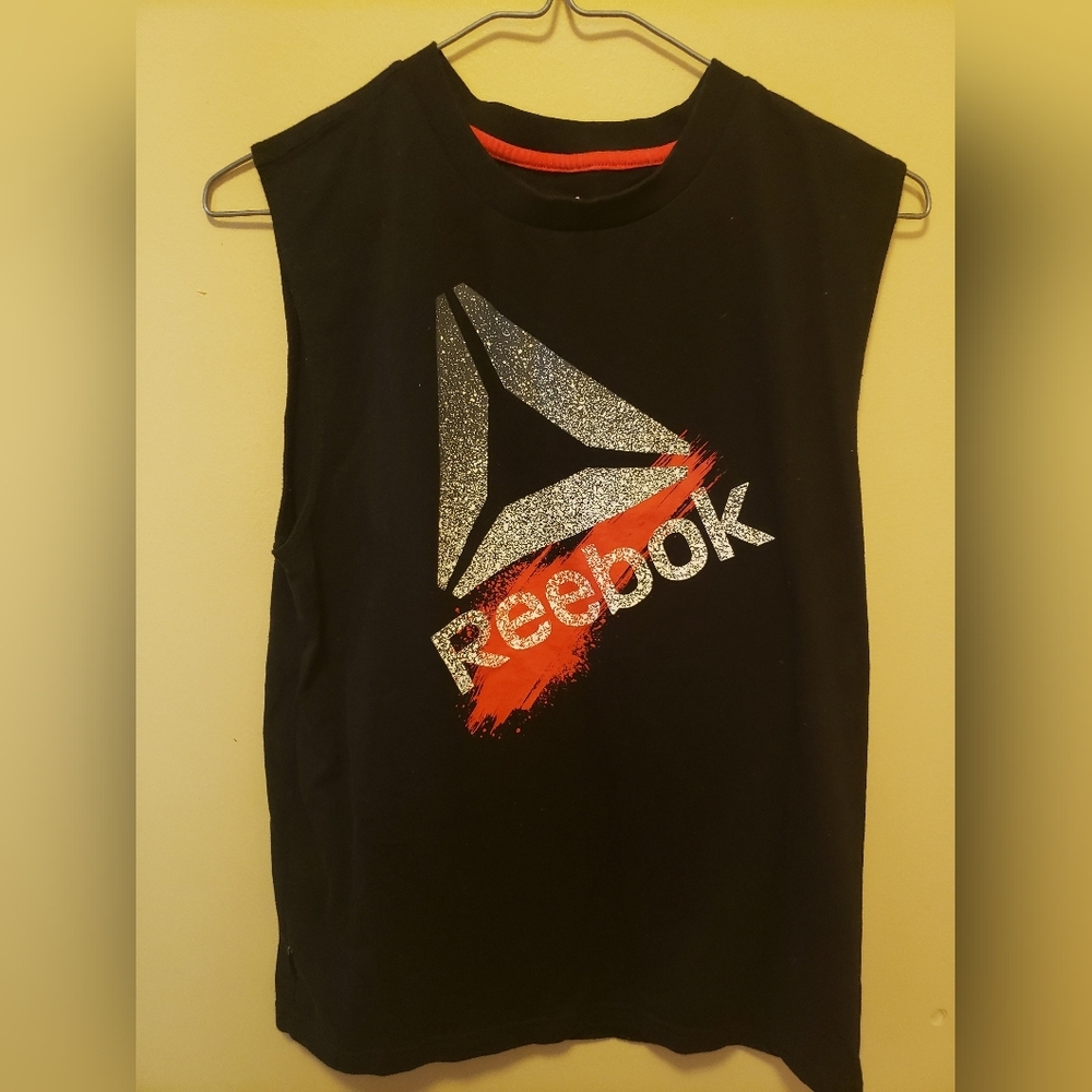 3 For 23$ Boys reebok muscle shirt
